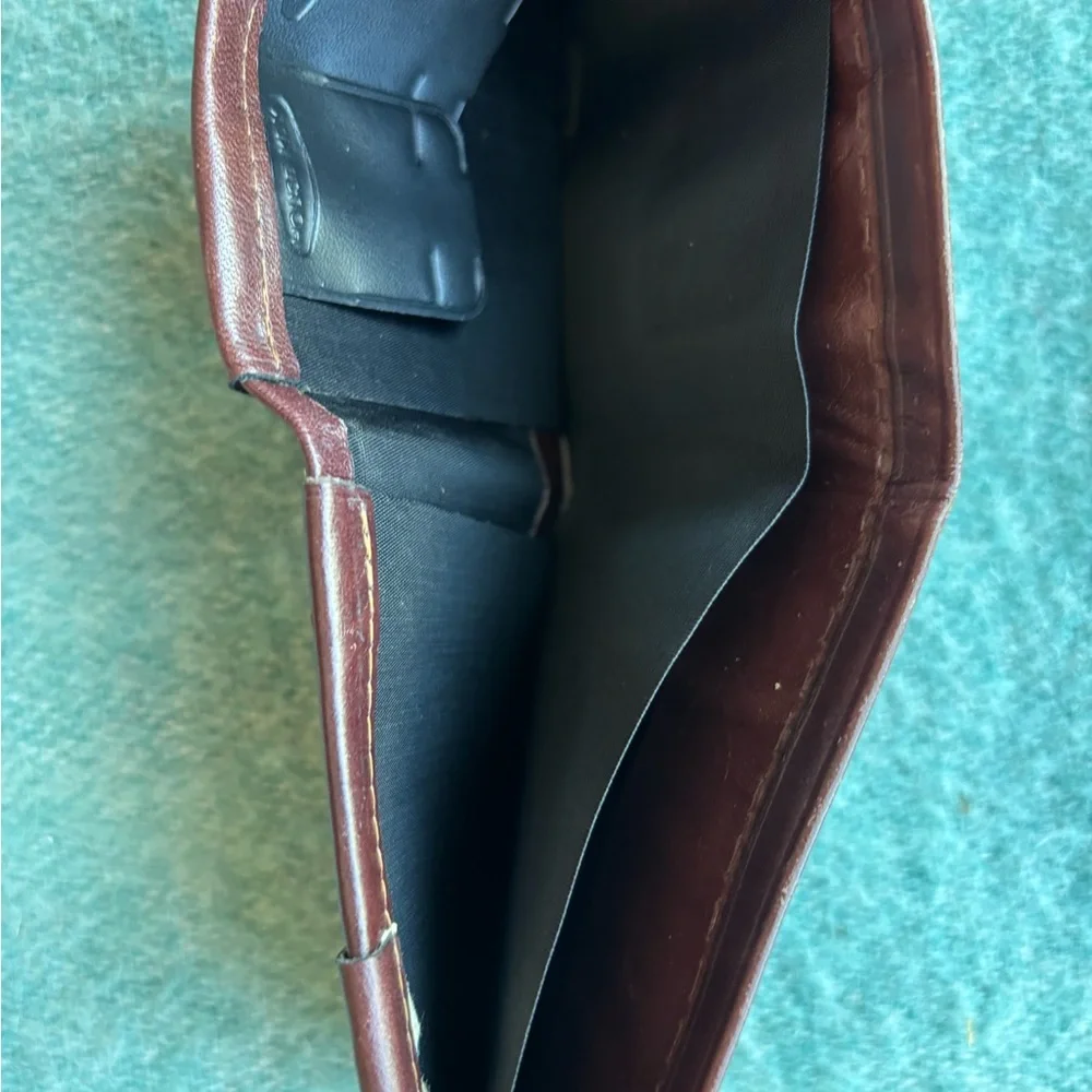 Rolfs dark brown